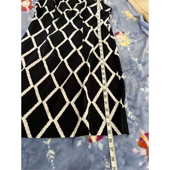 AB Studio Black and White Pattern Shift Dress size 12 - Picture 8 of 8